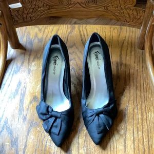 Women’s dress shoe